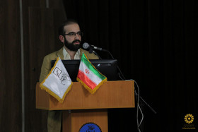 نشست کتاب خوان دانشگاهی و حوزوی با موضوع انقلاب اسلامی 