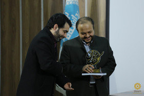 نشست کتاب خوان دانشگاهی و حوزوی با موضوع انقلاب اسلامی 