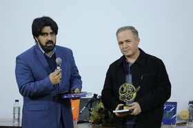 نشست کتاب خوان دانشگاهی و حوزوی با موضوع انقلاب اسلامی 