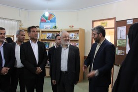 بازدید دبیرکل نهاد کتابخانه های عمومی کشور از کتابخانه عمومی شهید محمد پولاد بندر ریگ