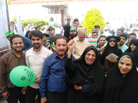 غرفه اداره کل کتابخانه های عمومی اصفهان در مسیر راهپیمایی روز جهانی قدس