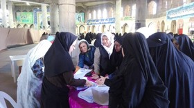 برپایی غرفه در مصلی نماز جمعه مرودشت و تبلیغ جشنواره کتابخوانی رضوی