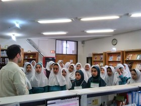  بازدید دانش آموزان از کتابخانه فردوسی سورشجان و معرفی جشنواره
