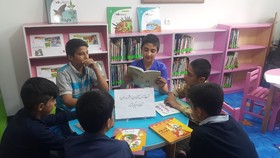 نشست کتاب‌خوان رضوی در کتابخانه امیرکبیر شهرکرد