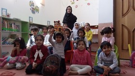 کاردستی ساخت گنبد در کتابخانه حافظ شهرکرد