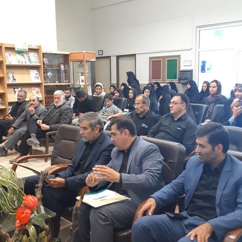 https://media.iranpl.ir/d/2019/09/15/3/175077.jpg