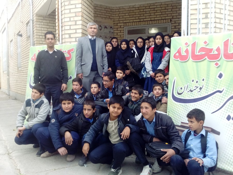 نهاد کتابخانه‌های عمومی کشور - نگاهی فعالیت های کتابخانه های عمومی خراسان  رضوی از ابتدای سال ۹۸