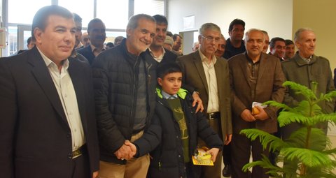https://media.iranpl.ir/d/2019/11/24/3/182375.jpg