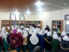 بازدید دانش آموزان از کتابخانه عمومی امام محمدباقر(ع) الیگودرز