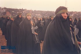 1366-01-01--ساسان افسوسی-راهپيمايي خواهران به پشتيباني از جنگ