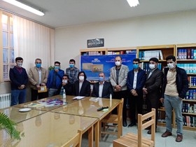 نشست معرفی و نقد کتاب «دیوان مولانا ذوقی» در استان زنجان برگزار شد