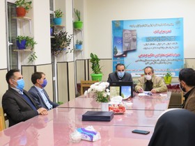 نشست معرفی و نقد کتاب «این منم مانده در این دشت» و «سر صنوبر»  در استان زنجان برگزار شد