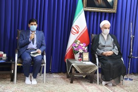 مراسم تجلیل از فعالان کتابخانه های عمومی ومروجان کتابخوانی کردستان