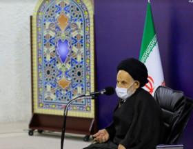 کتاب و کتاب خوانی به رشد روح انسان کمک می کند