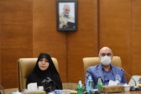 نشست تخصصی و گفتگو پیرامون نشست تخصصی گفتگو پیرامون کتاب «تنها گریه کن»«تنها گریه کن»