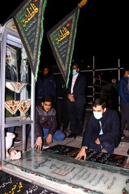 اولین سفر استانی سرپرست نهاد کتابخانه های عمومی کشور - حضور در گلزار شهدای کرمان - مزار شهید حاج قاسم سلیمانی - ۵ دی ۱۴۰۰