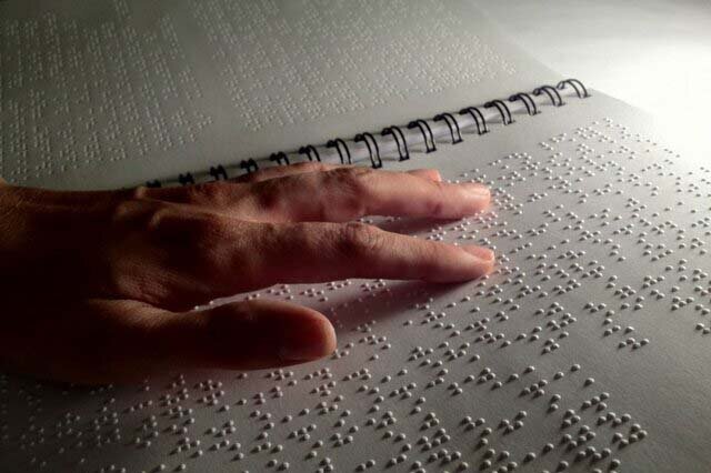 تلاش برای ارتقای علم، انگیزه و بهره وری کتابخانه های عمومی کشور