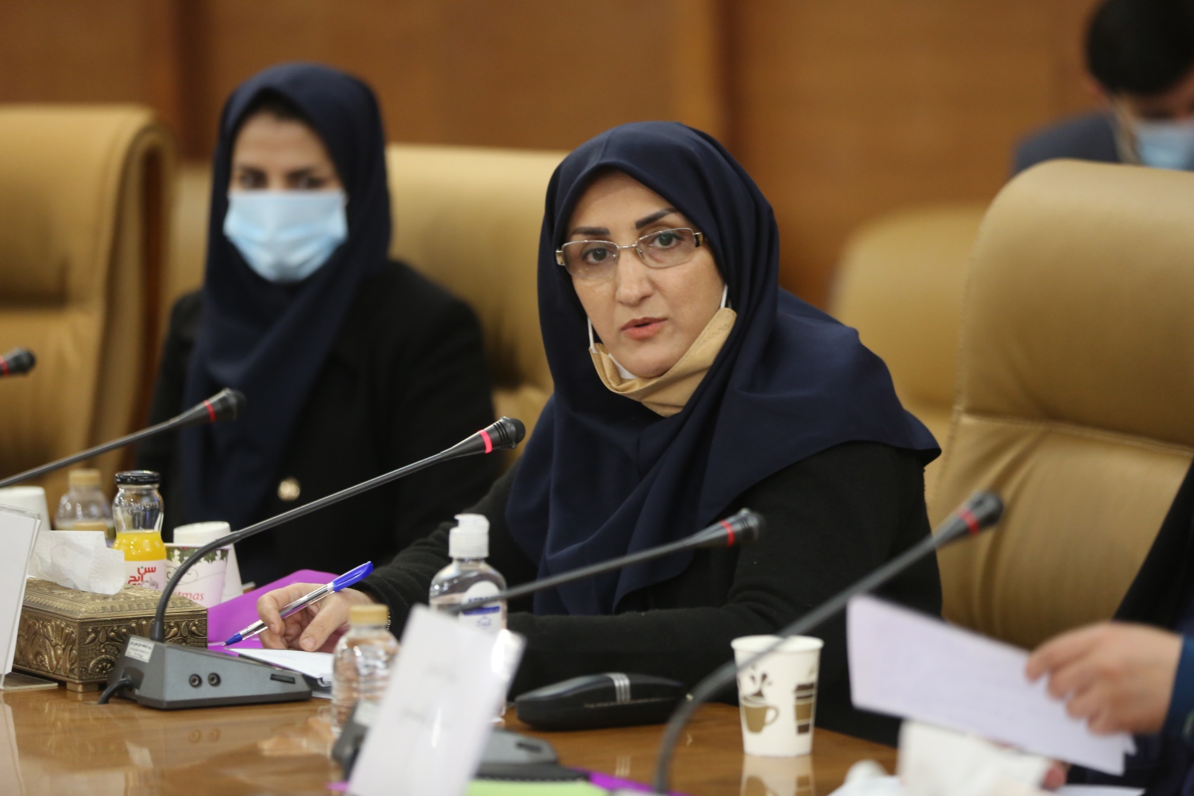 237609 نشست هم اندیشی سرپرست نهاد با پیشکسوتان و استادان علم اطلاعات و دانش شناسی برگزار شد