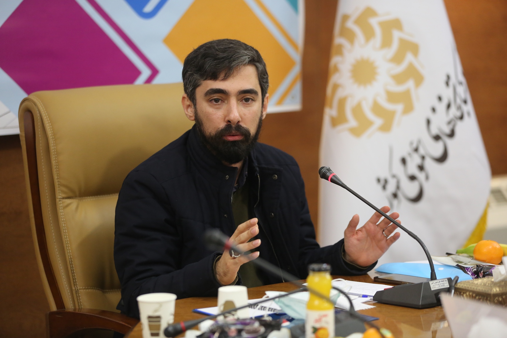 237621 نشست هم اندیشی سرپرست نهاد با پیشکسوتان و استادان علم اطلاعات و دانش شناسی برگزار شد