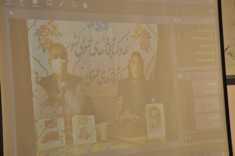 نشست اهمیت بازنویسی متون کهن برای کودکان و نوجوانان برگزار شد