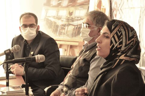 نشست اهمیت بازنویسی متون کهن برای کودکان و نوجوانان برگزار شد