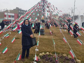 حضور کارکنان و کتابداران استان البرز در راهپیمایی ۲۲ بهمن ۱۴۰۰