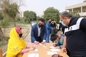 بازدید مسئولان و اصحاب فرهنگ و رسانه از کتابخانه مرکزی خوزستان