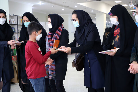 تور بازدید از کتابخانههای عمومی ویژه اصحاب رسانه استان همدان برگزار شد