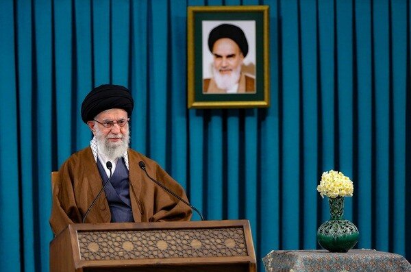 رهبر معظم انقلاب