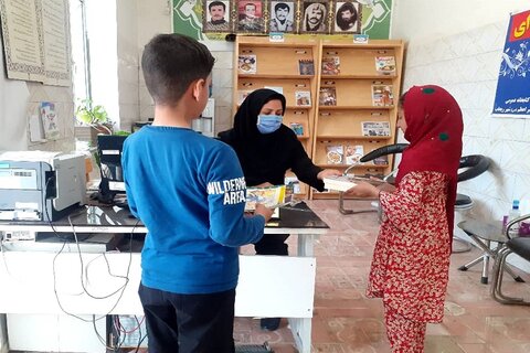 ۸ کتابخانه عمومی در ۶ شهرستان استان کرمانشاه میزبان کتابخوانان شدند