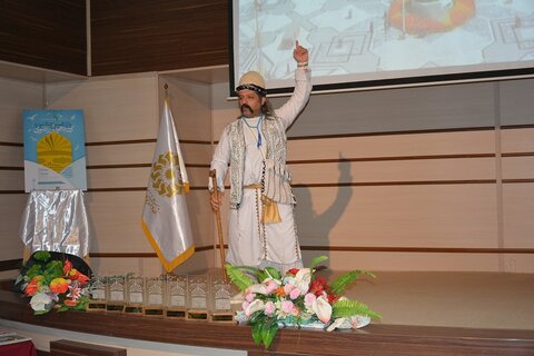 آیین اختتامیه یازدهمین جشنواره کتابخوانی رضوی در کرمانشاه برگزار شد