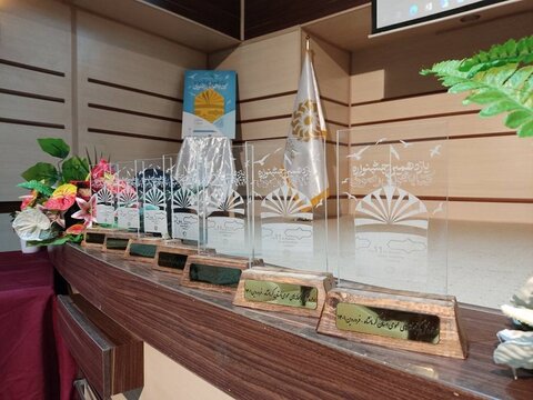 آیین اختتامیه یازدهمین جشنواره کتابخوانی رضوی در کرمانشاه برگزار شد