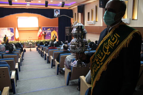 اختتامیه یازدهمین جشنواره کتابخوانی رضوی در استان مرکزی برگزار شد