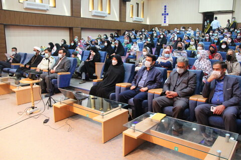 اختتامیه یازدهمین جشنواره کتابخوانی رضوی در استان مرکزی برگزار شد