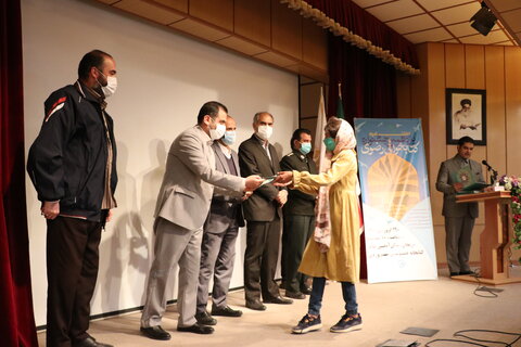 اختتامیه استانی یازدهمین جشنواره کتابخوانی رضوی در زنجان برگزار شد