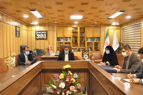 نشست کتاب خوان معلمین مروّج کتاب و کتابخوانی در رشت برگزار شد