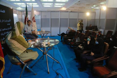 نقش ویژه کتابخانه های عمومی در دستیابی به جامعه دانشبنیان بررسی شد