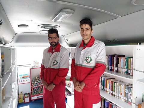 معرفی کتابخانه های عمومی سیار در گیلان، دستاوردهای نهاد کتابخانه ها