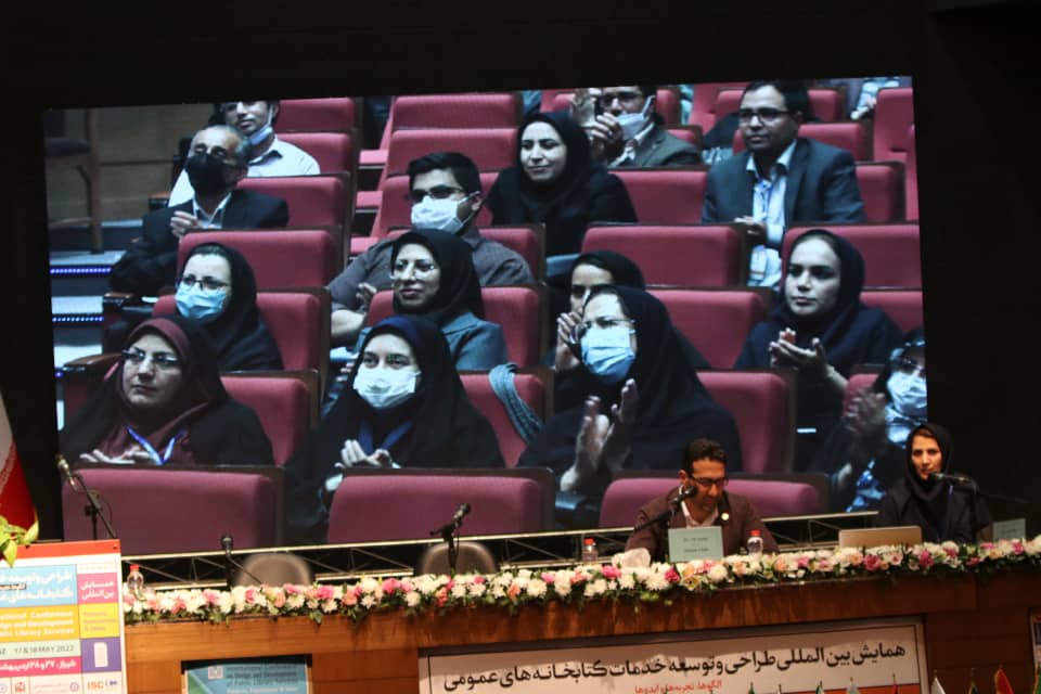 مردم کمتر کتابهای خود را به یکدیگر قرض میدهند