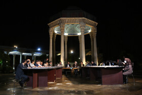 نشست مدیران نهاد با استادان علم اطلاعات و دانش شناسی  در حافظیه