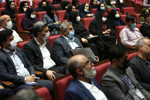 ضرورت دسترسی همه مردم به خدمات کتابخانه های عمومی