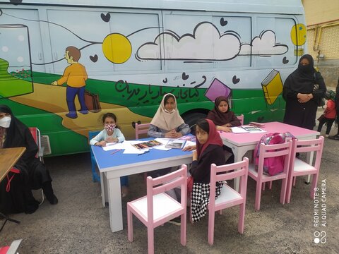 اجرای برنامه های متنوع فرهنگی و کتابخوانی توسط کتابخانه های عمومی پیک صبا و پیک دانایی در تبریز