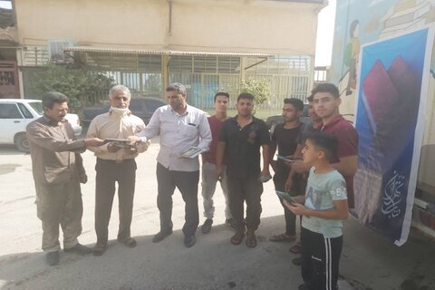 خدمات دهی کتابخانه سیار «شهدای بازی دراز» شهرستان قصرشیرین در نقطه مرزی کشور