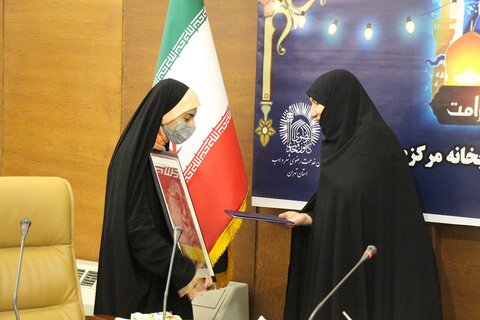 محفل ادبی «کریمانه» به مناسبت دهه کرامت در تهران برگزار شد