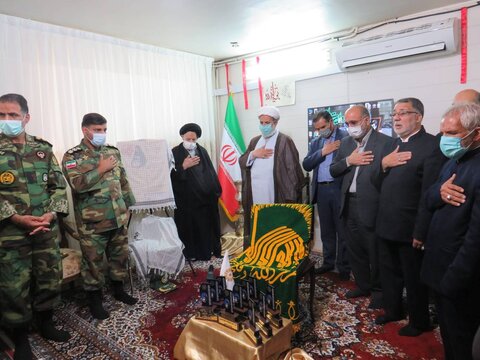 «روایت مادری» با محوریت کتاب «زندگی نامه و کارنامه خیر مدرسه ساز بانو نساء مزیدی مادر امیر سرلشکر خلبان شهید»