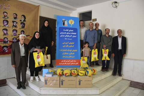 اهدای بیش از ۹ هزار نسخه کتاب به ۱۱۲ کتابخانه عمومی آذربایجان شرقی