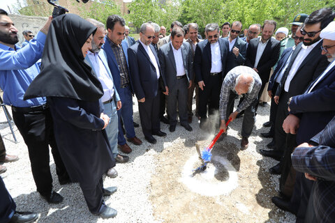  مراسم آغاز احداث کتابخانه عمومی شماره ۲ شهر قروه درگزین برگزار شد