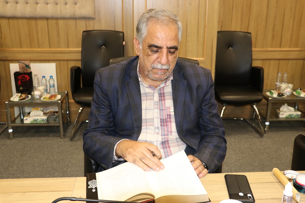 همایش ملی «قلم برای قلم» با حضور هنرمندان طراحی و خوشنویسی و خوانش آثار حکیم نظامی