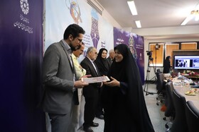 تقدير از نظامي خوانان در همايش ملي قلم براي قلم همدان