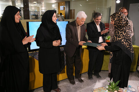 همایش ملی «قلم برای قلم» در کتابخانه مرکزی یزد برگزار شد